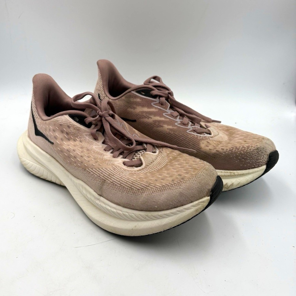 Hoka One One Mach 6 Pink/White/Black Low Top Lace-Up Running Sneakers Women 7.5